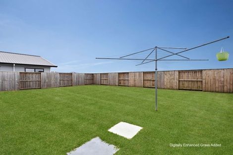 Photo of property in 18 Mcwatters Drive, Ngatea, 3503