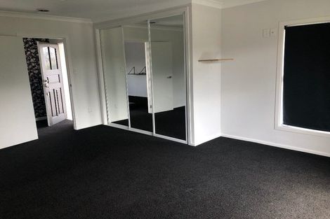 Photo of property in 11 Moncrieff Avenue, Fairfield, Hamilton, 3214