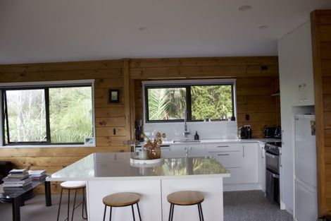 Photo of property in 47 Stillwater Crescent, Stillwater, Silverdale, 0993