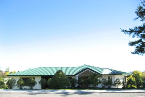 Photo of property in 34 Te Mata Peak Road, Havelock North, 4130