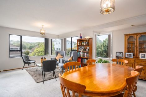 Photo of property in 5 Longmont Terrace, Churton Park, Wellington, 6037