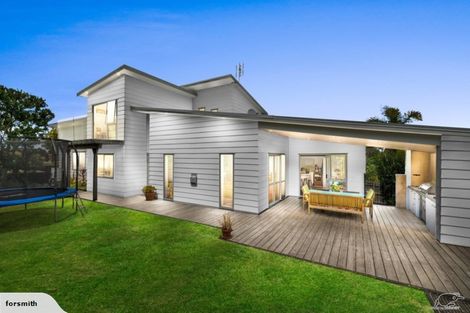 Photo of property in 17 Andre Rise, Stanmore Bay, Whangaparaoa, 0932