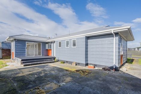 Photo of property in 3 Heather Street, Levin, 5510