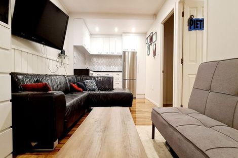 Photo of property in 2/100 Manuka Road, Bayview, Auckland, 0629