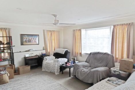 Photo of property in 77 Horoeka Street, Stokes Valley, Lower Hutt, 5019