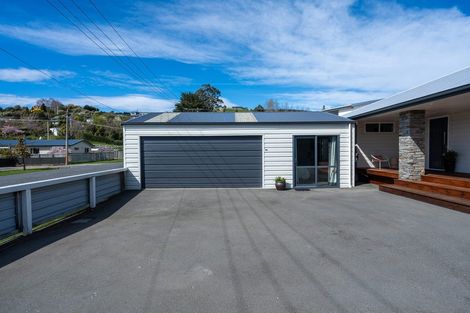 Photo of property in 8 Margate Street, Waihola, Milton, 9073
