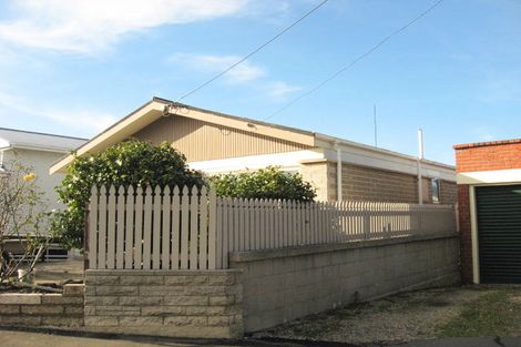 Photo of property in 53 English Avenue, Mornington, Dunedin, 9011