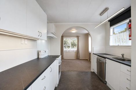 Photo of property in 27 Wallace Road, Ranui, Auckland, 0612