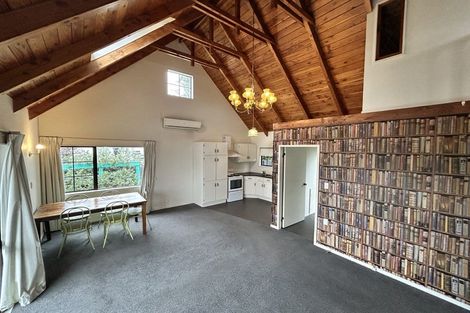 Photo of property in 21 Woodfield Avenue, Roslyn, Palmerston North, 4414