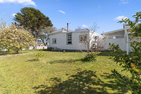 Photo of property in 14 Featon Road, Waihi, 3610