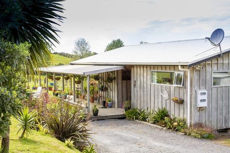 Photo of property in 39 Lara Lane, Kaiwaka, 0573