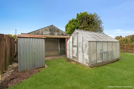 Photo of property in 23 Fernleigh Avenue, Waiuku, 2123