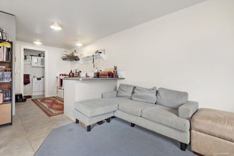 Photo of property in 60 Austin Street, Mount Victoria, Wellington, 6011