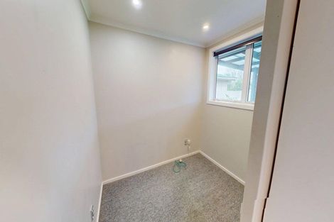 Photo of property in 7 Raglan Avenue, Cloverlea, Palmerston North, 4412