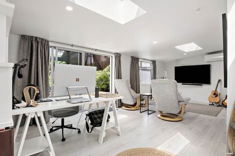 Photo of property in 17 Onepu Lane, Manly, Whangaparaoa, 0930