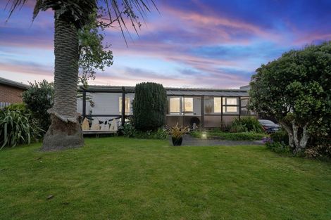 Photo of property in 4 Record Street, Fitzroy, New Plymouth, 4312