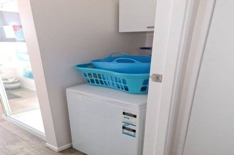 Photo of property in 71j Randwick Crescent, Moera, Lower Hutt, 5010