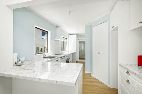 Photo of property in 6a Beach Road, Titahi Bay, Porirua, 5022