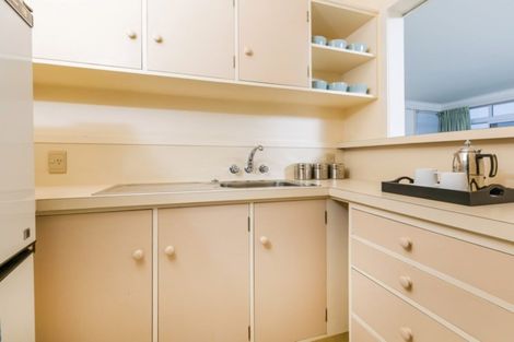 Photo of property in 116a Vauxhall Road, Narrow Neck, Auckland, 0624