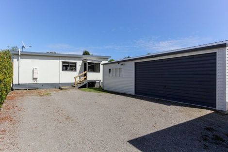 Photo of property in 33 Leslie Street, Waitara, 4320
