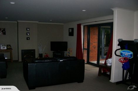 Photo of property in 5 Millennium Heights, Flagstaff, Hamilton, 3210