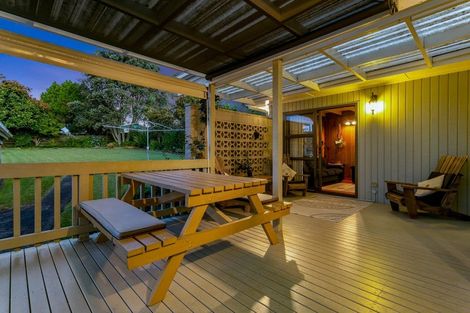 Photo of property in 23 Blease Street, New Lynn, Auckland, 0600