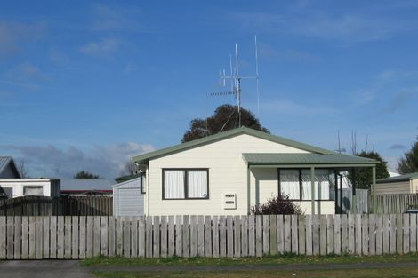 Photo of property in 385 Kahikatea Drive, Dinsdale, Hamilton, 3204