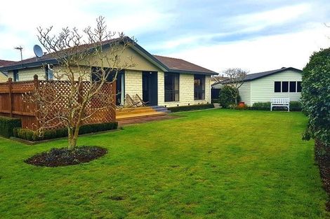 Photo of property in 54b Dunbarton Street, Redwood, Christchurch, 8051