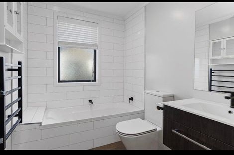 Photo of property in 2/14 Abbotsford Street, Whitiora, Hamilton, 3200