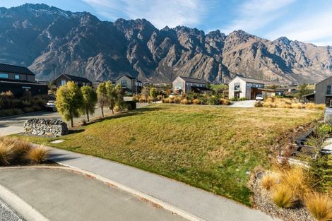 Photo of property in 2 Appin Court, Jacks Point, Queenstown, 9371