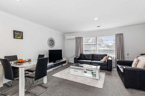 Photo of property in 3/9 Onslow Road, Papakura, 2110