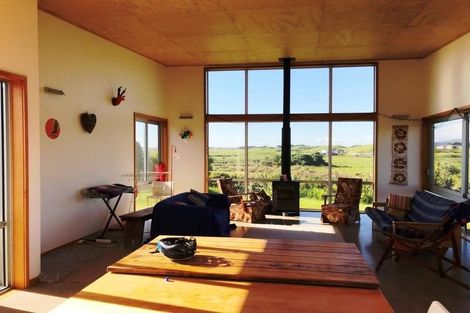 Photo of property in 29 Sandown Road, Te Horo Beach, Otaki, 5581