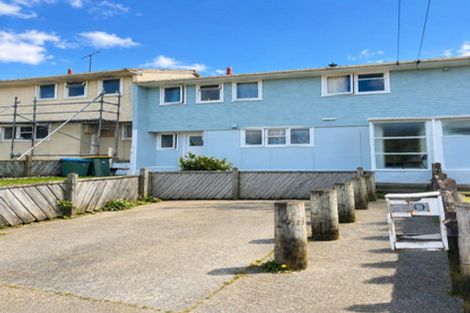 Photo of property in 10 Cheshire Street, Cannons Creek, Porirua, 5024