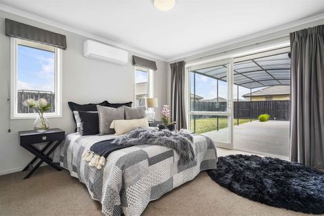 Photo of property in 9 Trauzer Place, Flagstaff, Hamilton, 3210