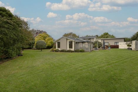 Photo of property in 94-98 Weston Road, Weston, Oamaru, 9401