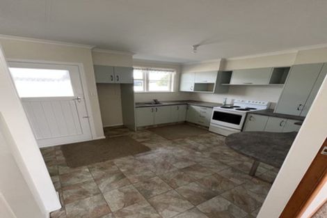 Photo of property in 4/93 Ruahine Street, Roslyn, Palmerston North, 4414