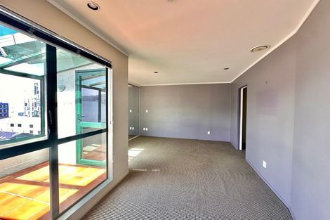 Photo of property in Tennyson Apartments, 3/25 Tennyson Street, Te Aro, Wellington, 6011