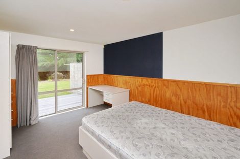 Photo of property in 9 Athol Terrace, Upper Riccarton, Christchurch, 8041