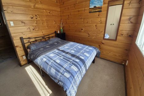 Photo of property in 12 Papakowhai Road, Papakowhai, Porirua, 5024