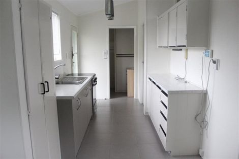 Photo of property in 17 Marybeth Place, Rosehill, Papakura, 2113