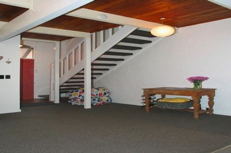 Photo of property in 18/10 Pitarua Street, Thorndon, Wellington, 6011