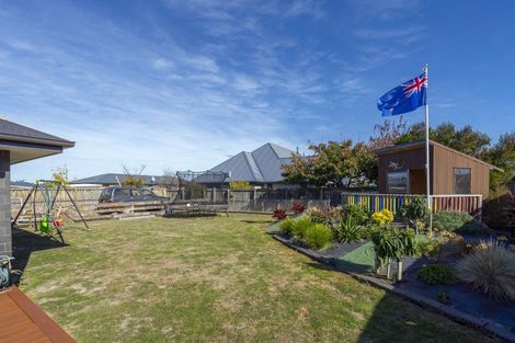 Photo of property in 6 Deans Place, Amberley, 7410