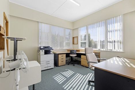 Photo of property in 194 Naenae Road, Naenae, Lower Hutt, 5011