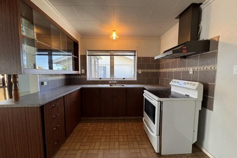 Photo of property in 7 Mccallum Street, Dannevirke, 4930