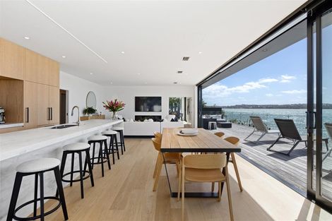 Photo of property in 17 Lansdowne Street, Bayswater, Auckland, 0622