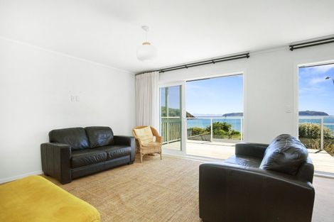 Photo of property in 6a Beach Road, Titahi Bay, Porirua, 5022
