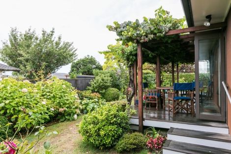 Photo of property in 12 Legorne Lane, Havelock North, 4130