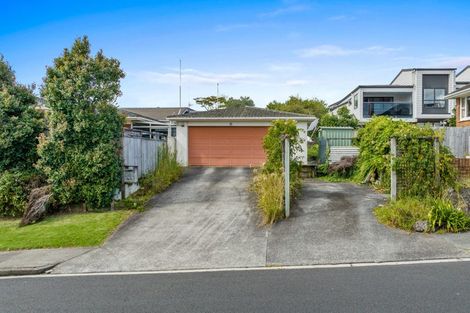Photo of property in 3 The Link, Howick, Auckland, 2010
