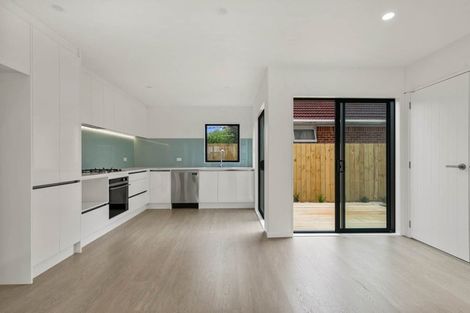 Photo of property in 90b Seymour Road, Sunnyvale, Auckland, 0612