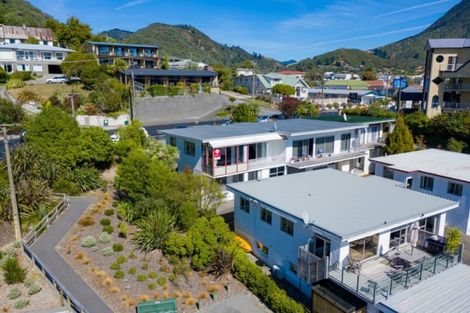 Photo of property in 1/29 Waikawa Road, Picton, 7220